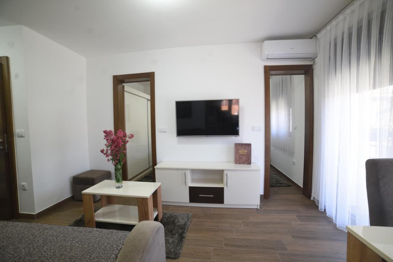 "Mini Hotel Vienna" Apartments Vrnjačka Banja 외부 사진