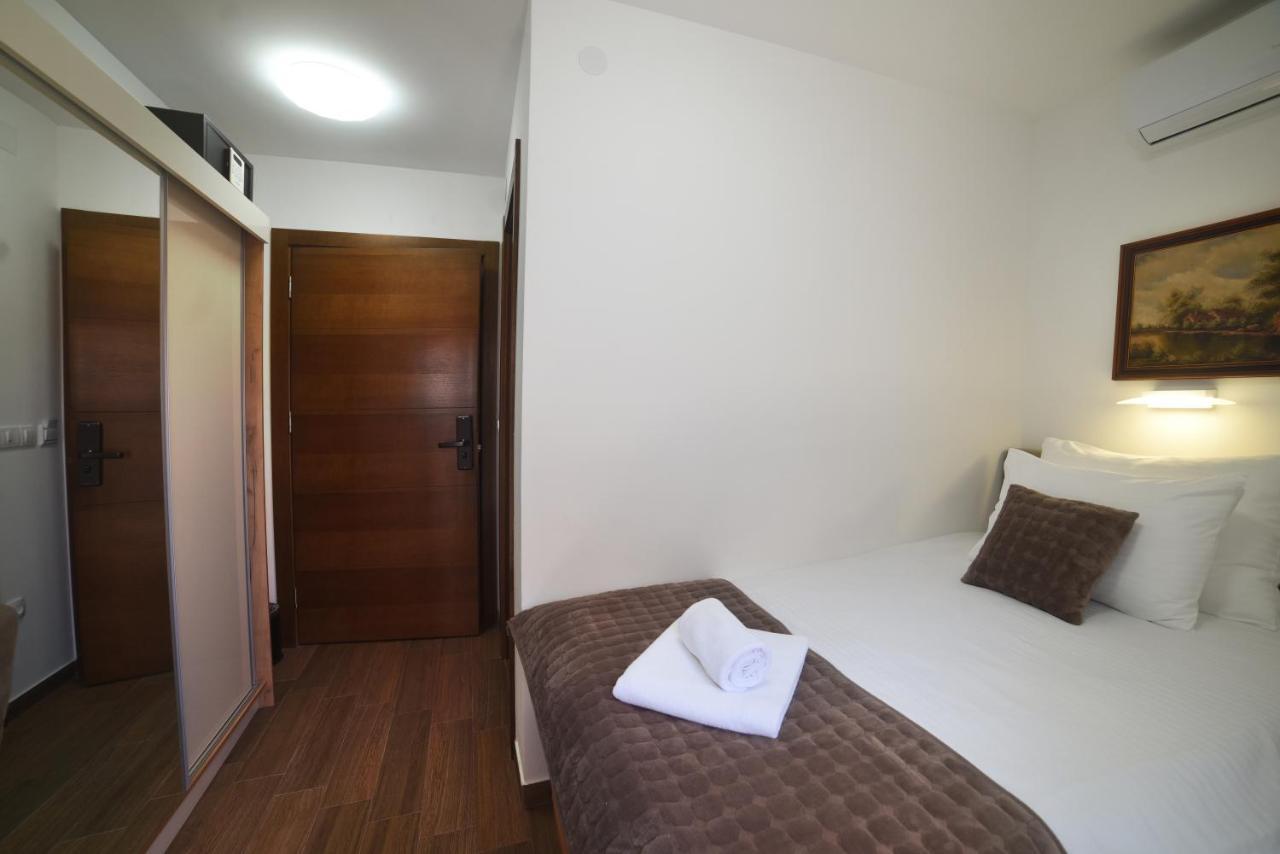 "Mini Hotel Vienna" Apartments Vrnjačka Banja 외부 사진